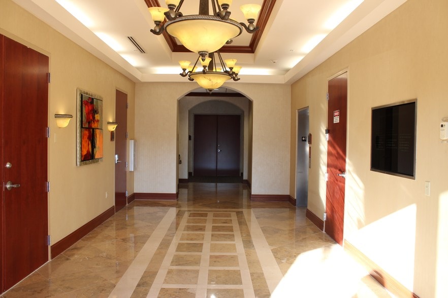 More Photos Of 4425 Military Trl, Jupiter Medical For Lease