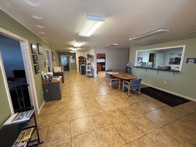 More Photos Of 1813 Moffat Blvd, Manteca Warehouse For Lease