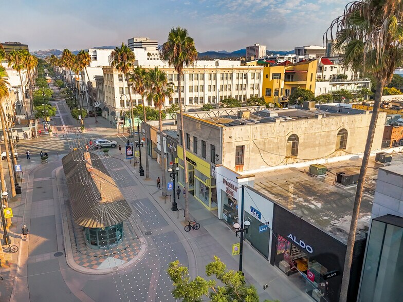 More Photos Of 1401-1409 3rd Street Promenade, Santa Monica Storefront Retail Office For Lease
