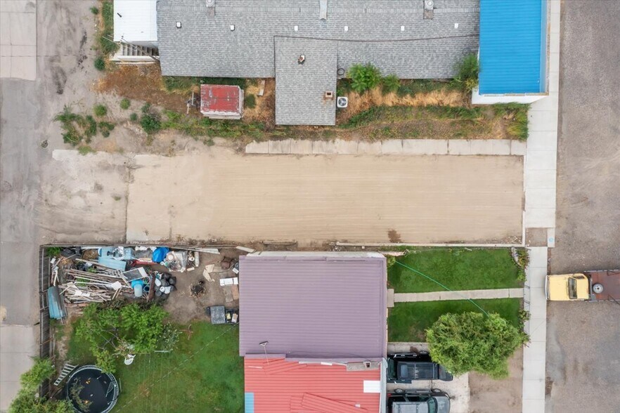 More Photos Of 18 E Owyhee Ave, Homedale Land For Sale