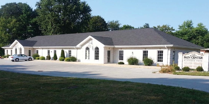 Primary Photo Of 613 W Lincoln Rd, Kokomo Medical For Sale