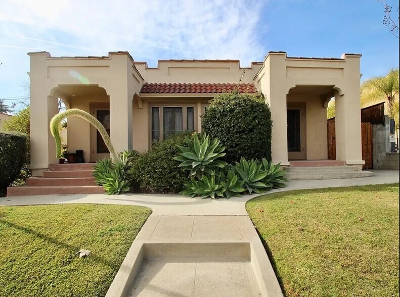 Primary Photo Of 1157-1165 N Lake Ave, Pasadena Apartments For Sale