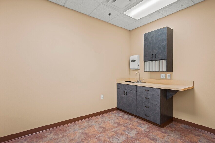More Photos Of 645 Sierra Rose Dr, Reno Medical For Lease