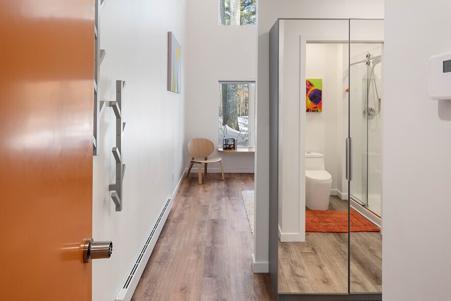 More Photos Of 7103 Lake View Rdg, Lake Ann Hospitality For Sale