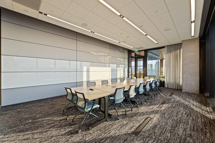 More Photos Of 2699 Howell St, Dallas Office For Lease