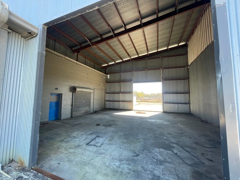 More Photos Of 937 Bulkhead Rd, Green Cove Springs Flex For Lease