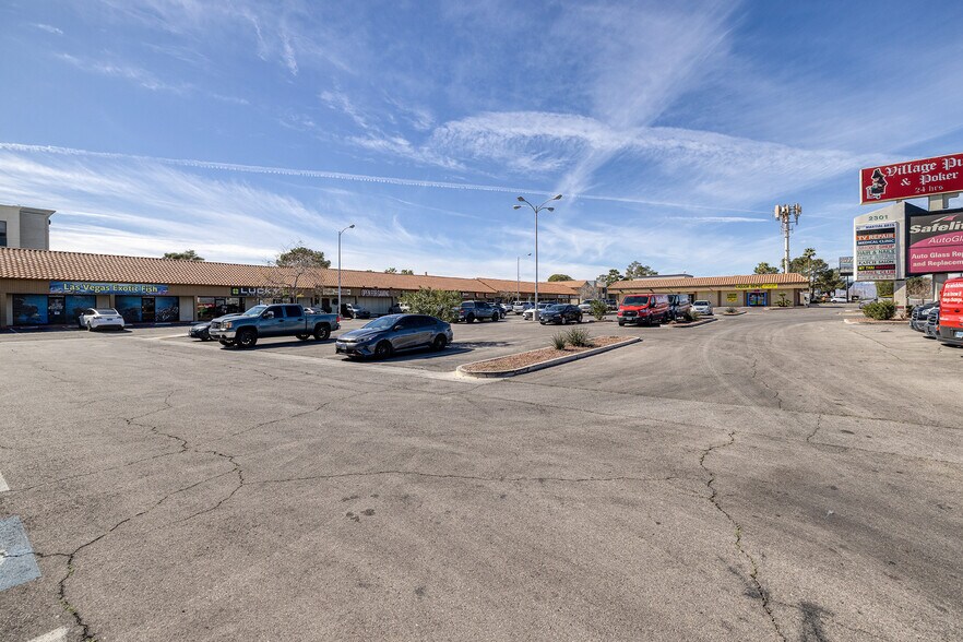 More Photos Of 2281-2345 E Sunset Rd, Las Vegas Unknown For Lease