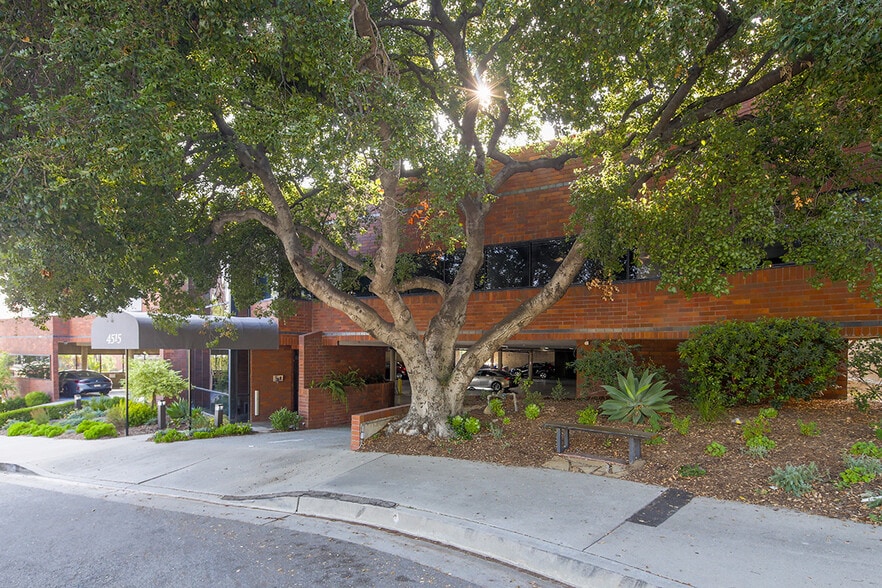 More Photos Of 4515 Ocean View Blvd, La Cañada Flintridge Medical For Lease