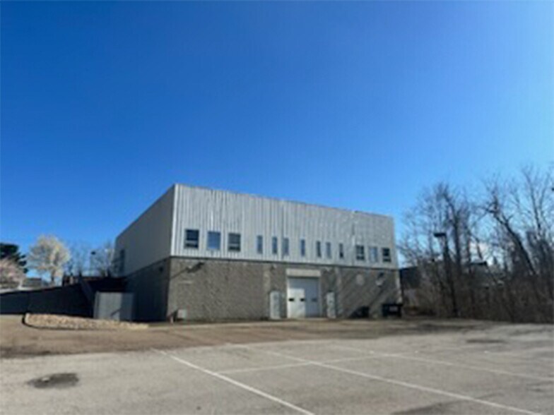 More Photos Of 4525 Sunset Blvd, Steubenville Storefront Retail Office For Lease