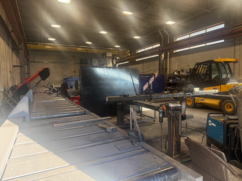 More Photos Of 2208 W 700 S, Springville Light Manufacturing For Sale