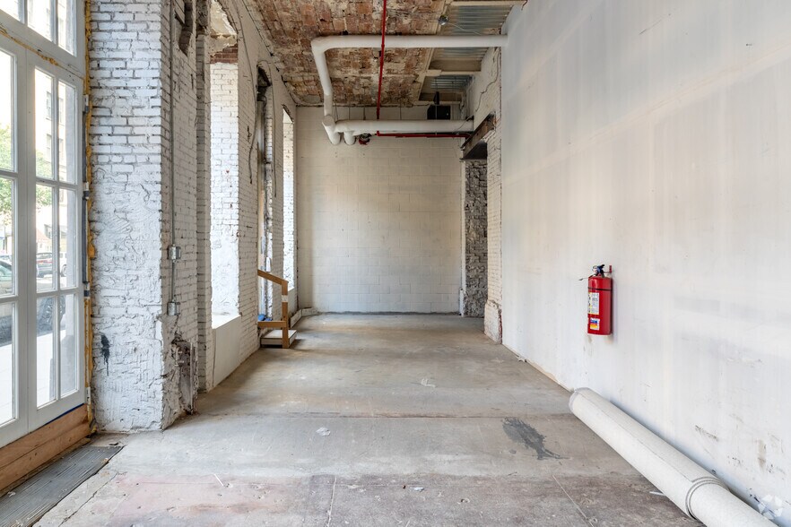 More Photos Of 1295 Madison Ave, New York Multifamily For Sale