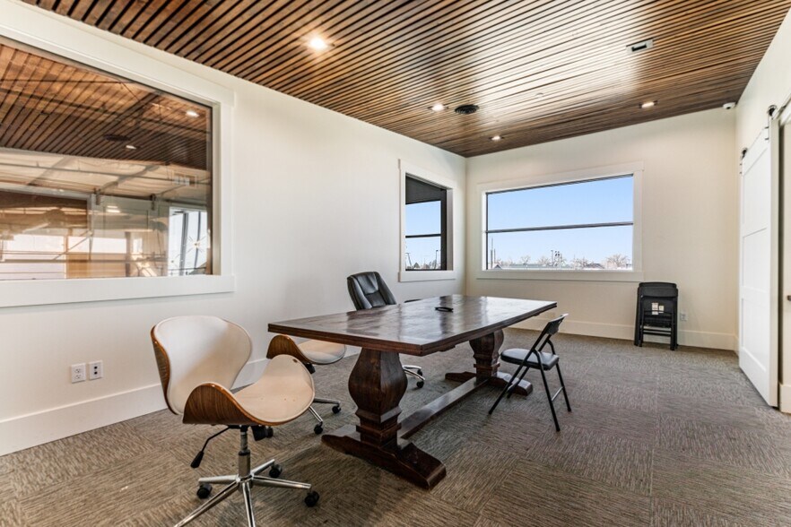 More Photos Of 441 W 12th St, Ogden Manufacturing For Lease