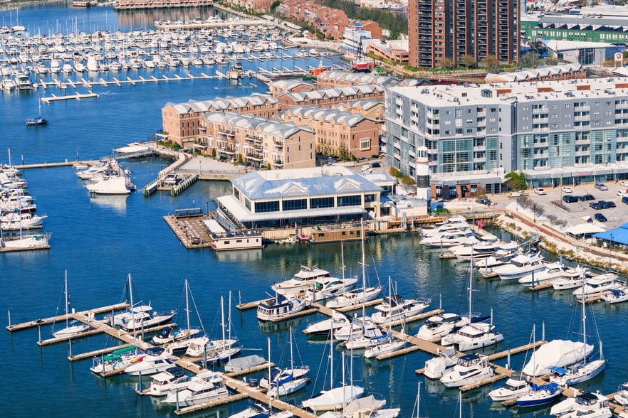 More Photos Of 2736-2780 Marina Lighthouse Landing, 2780-2800 Lighthouse Pt E, Baltimore Marina For Sale