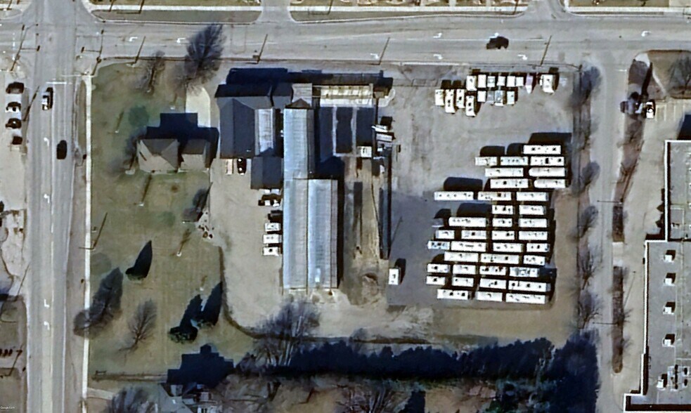 Primary Photo Of 2 Carroll St, Strathroy Flex For Lease