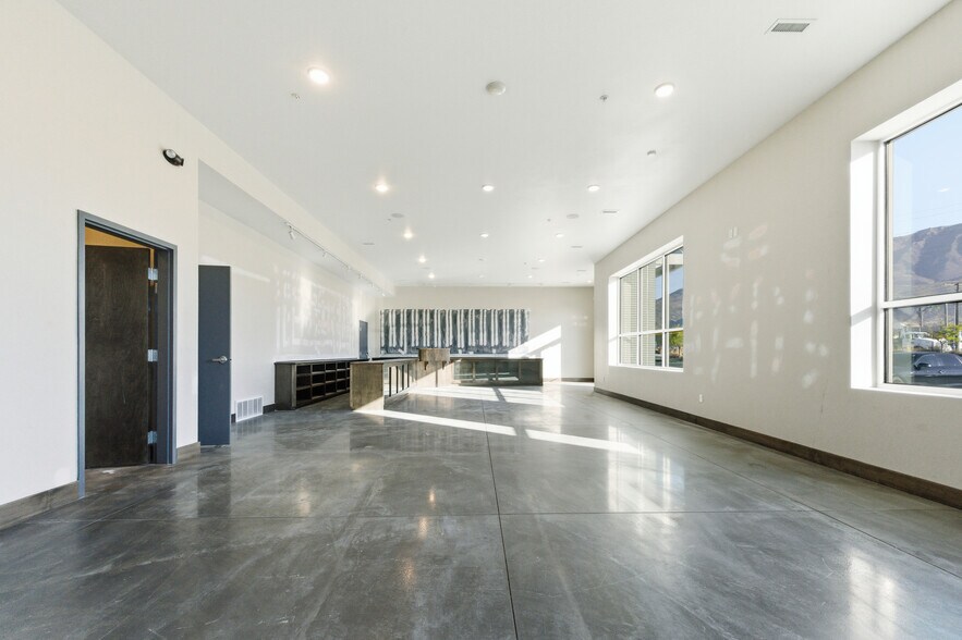More Photos Of 1020 W 600 S, Lindon Warehouse For Lease