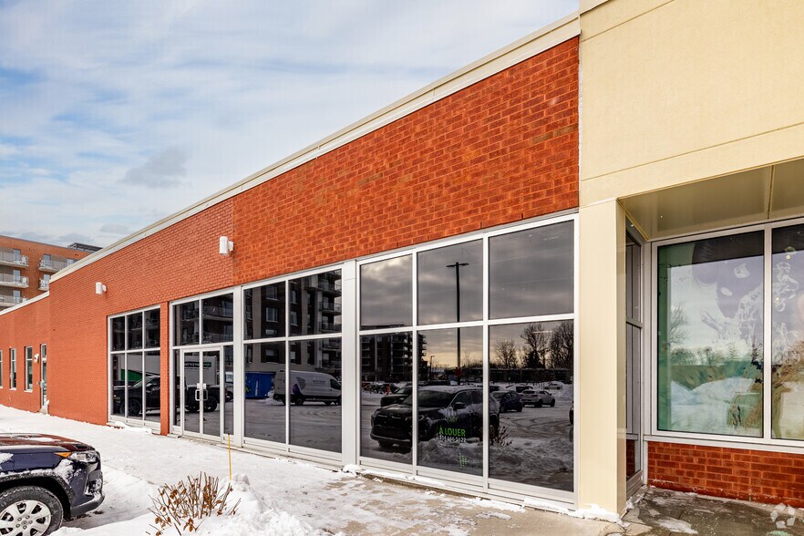 More Photos Of 155 Rue Notre-Dame, Repentigny Unknown For Lease