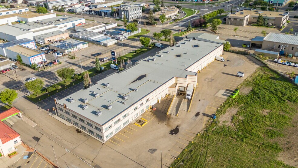 More Photos Of 12004-12040 149 St NW, Edmonton Distribution For Lease