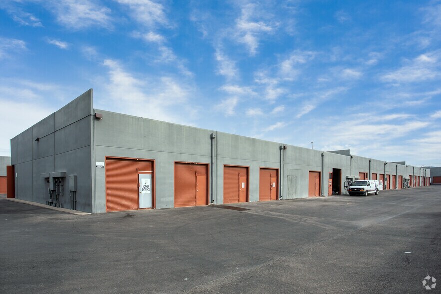 More Photos Of 3860 S Palo Verde Rd, Tucson Light Distribution For Lease