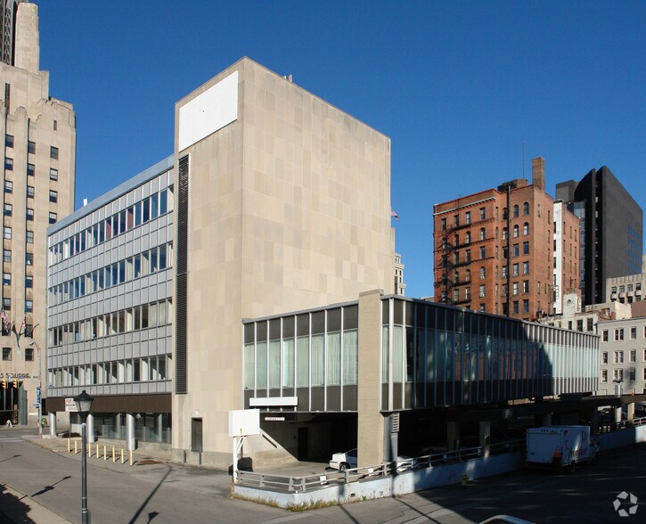 More Photos Of 44 Exchange Blvd, Rochester Loft Creative Space For Sale