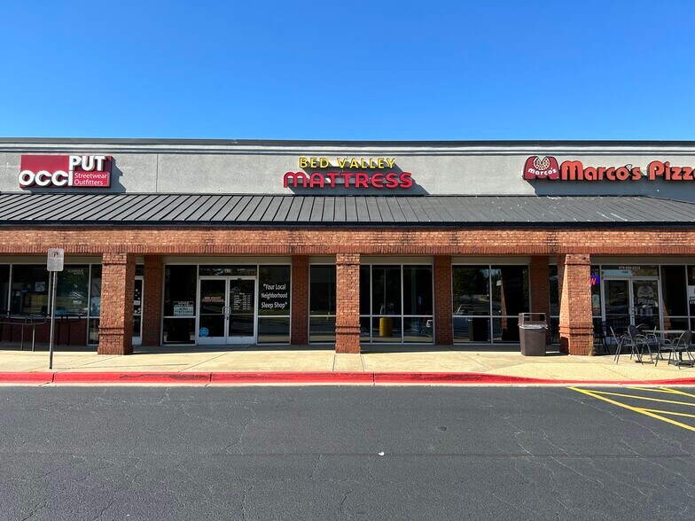 More Photos Of 7380 Spout Springs Rd, Flowery Branch Unknown For Lease