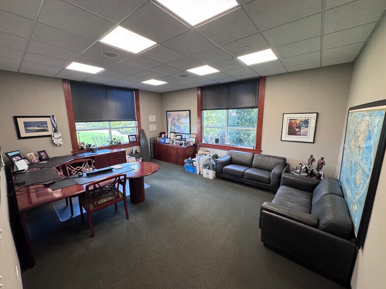 More Photos Of 1159 N Main St, Glendale Heights Office For Sale