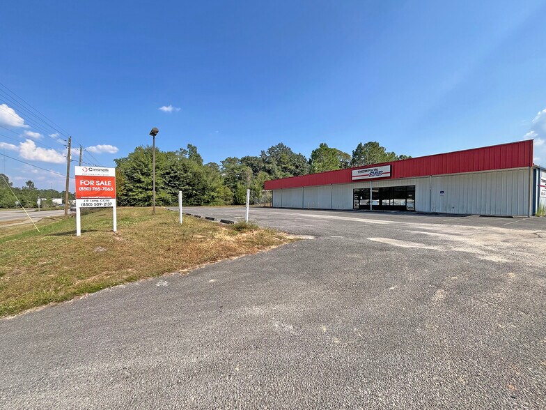 More Photos Of 106 Industrial Dr, Bonifay Storefront Retail Office For Sale