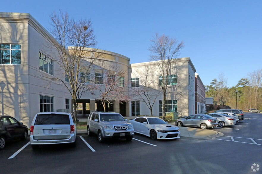 More Photos Of 800 W Williams St, Apex Unknown For Lease