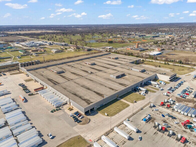 Primary Photo Of 2700 McDonough Rd, Joliet Manufacturing For Lease