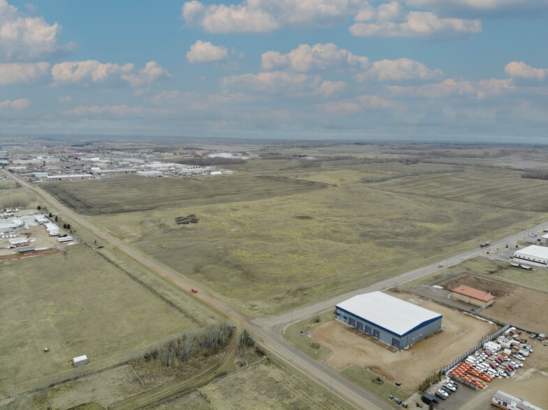 More Photos Of Queen Elizabeth II Hwy, Red Deer Land For Sale