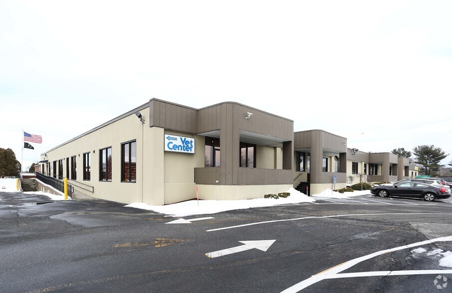 More Photos Of 95 Ashley Ave, West Springfield Office For Lease