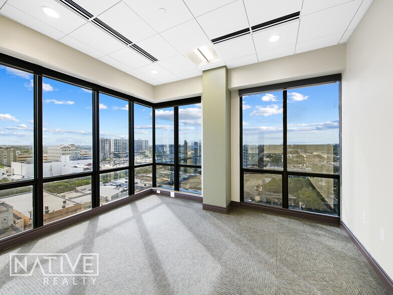 More Photos Of 1909 Tyler St, Hollywood Office For Lease