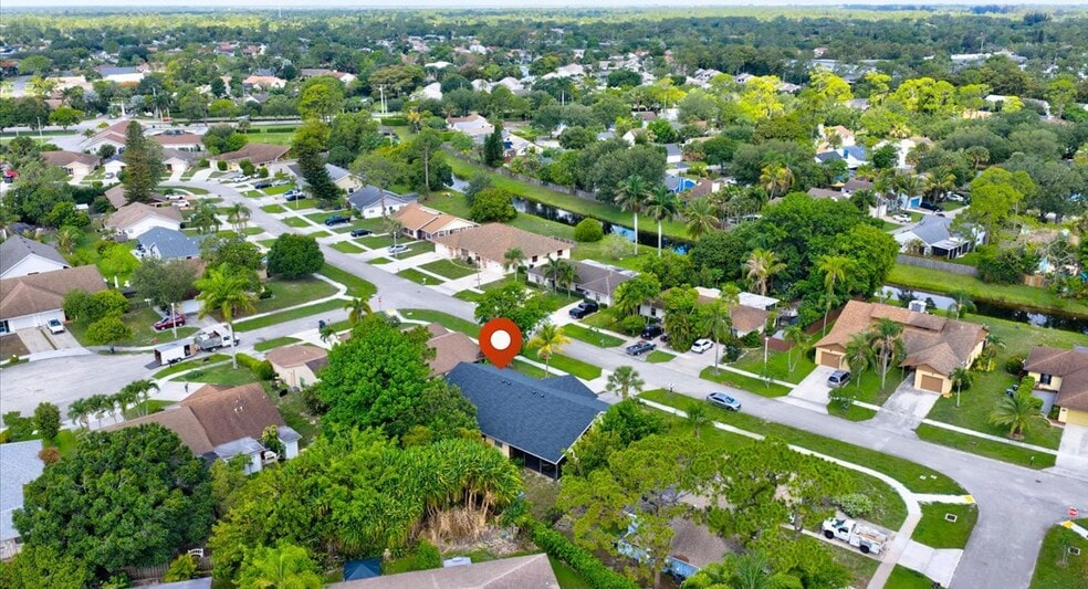 More Photos Of 12452 Guilford Way, Wellington Multifamily For Sale