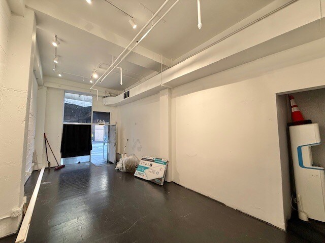 More Photos Of 601-603 Bush St, San Francisco Storefront Retail Office For Lease
