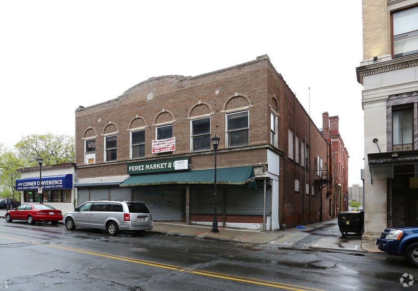 More Photos Of 567-573 Dwight St, Holyoke Storefront For Sale