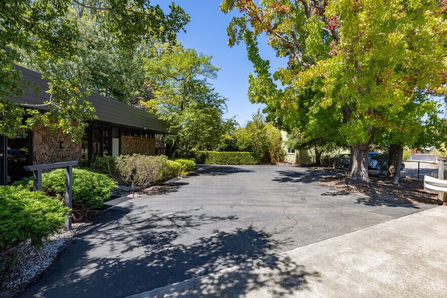More Photos Of 7 Page St, Cotati Medical For Sale