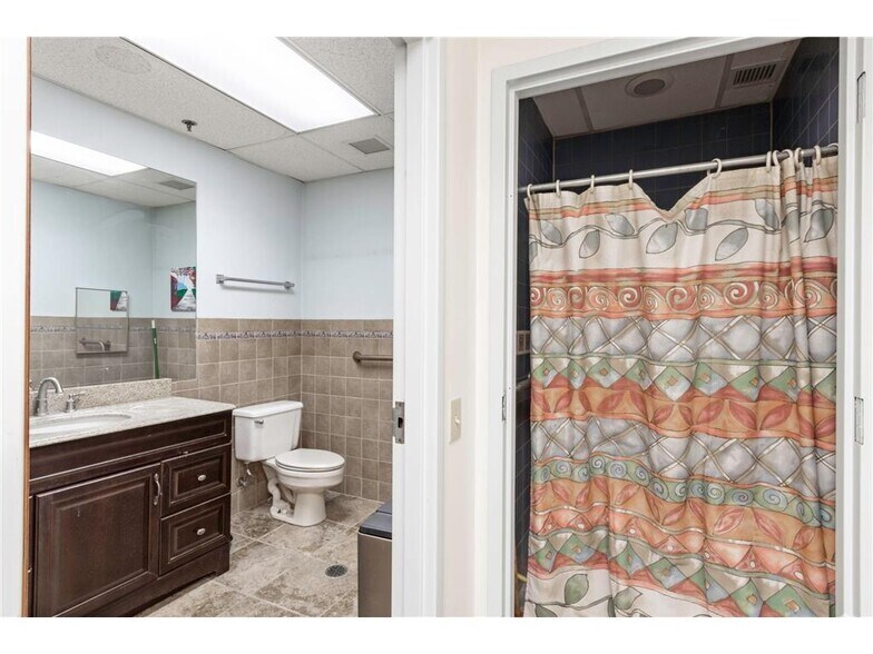 More Photos Of 4388 Shoreline Dr, Spring Park Storefront Retail Office For Sale