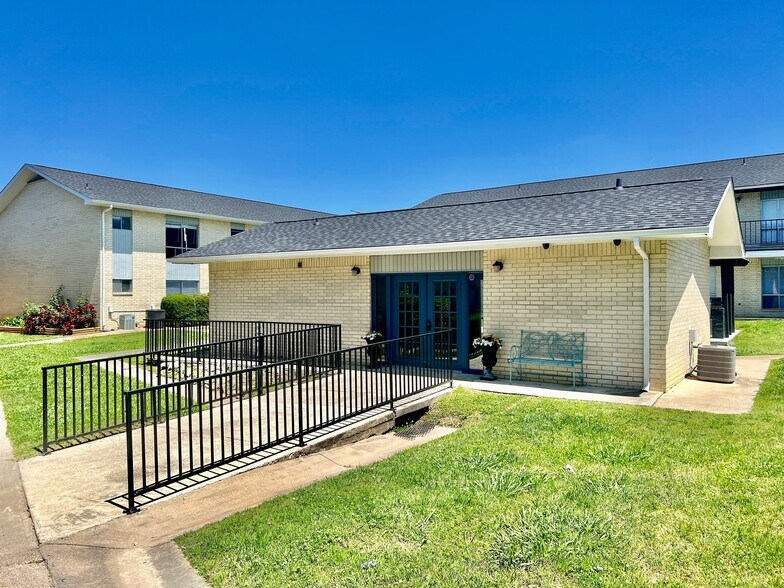 More Photos Of 605 Higdon Ferry Rd, Hot Springs Apartments For Sale