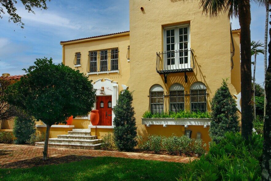 More Photos Of 1313 S Andrews Ave, Fort Lauderdale Office Residential For Sale