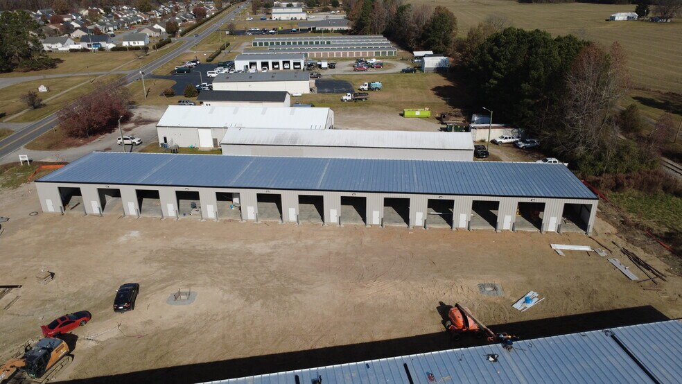 More Photos Of 3945 Lee St, Ayden Light Distribution For Lease