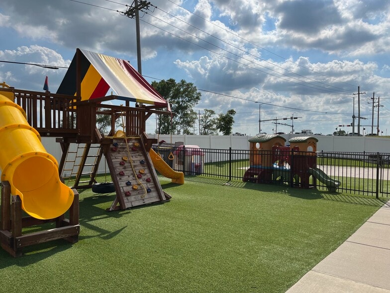More Photos Of 20261 Atlas St, Omaha Daycare Center For Sale