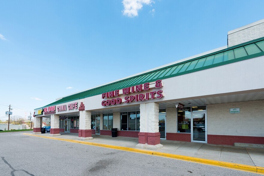 More Photos Of 120-132 Old York Rd, New Cumberland General Retail For Lease