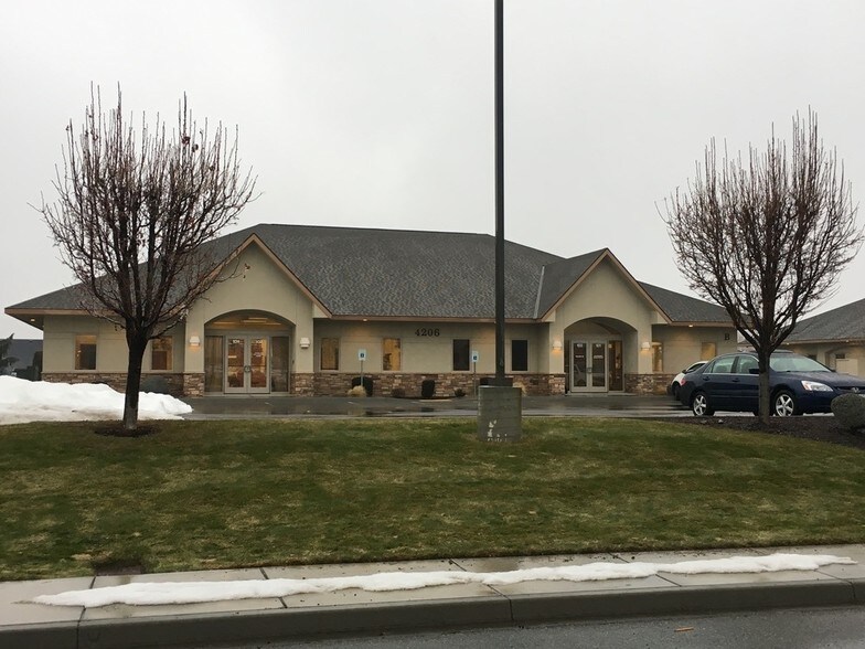 More Photos Of 4206 W 24th Ave, Kennewick Loft Creative Space For Lease