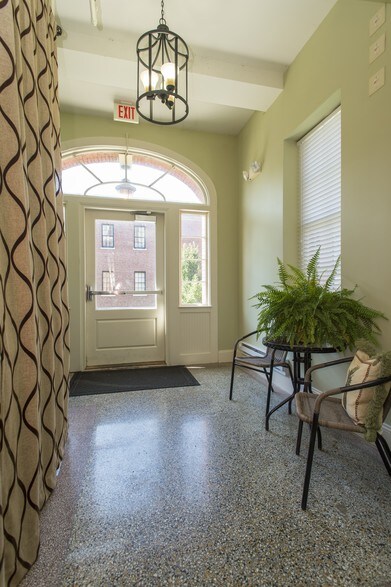 More Photos Of 28 Chestnut St, Foxborough Apartments For Sale