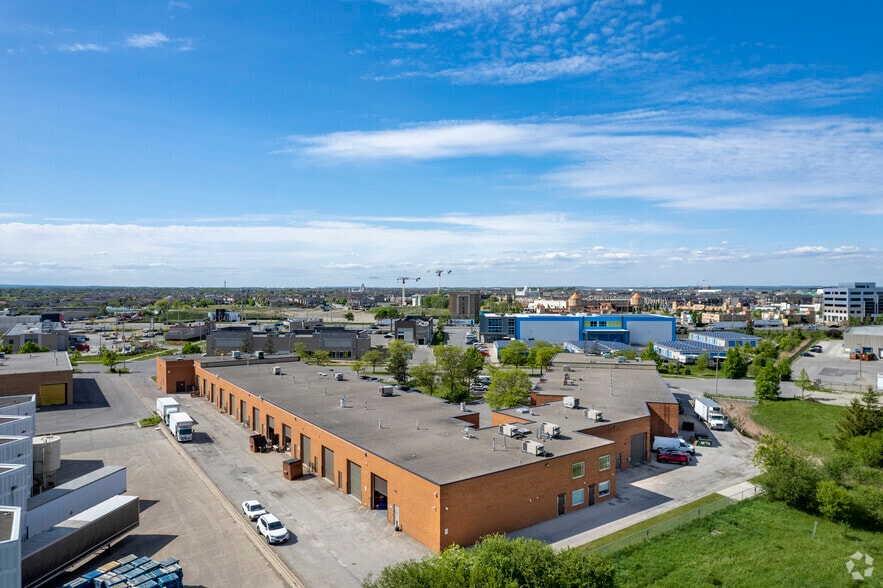 More Photos Of 3 Brewster Rd, Brampton Warehouse For Sale