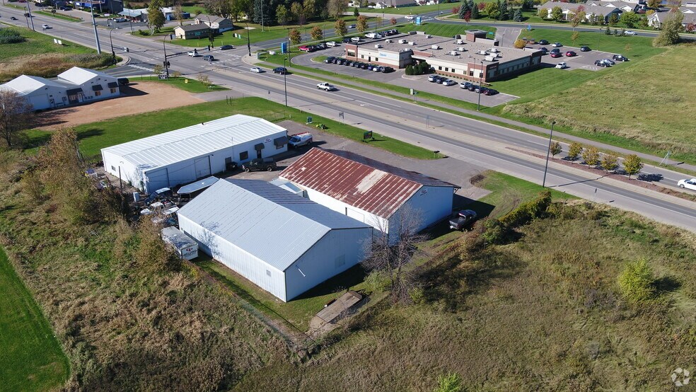 More Photos Of 5603 Highway 12 SE, Delano Warehouse For Lease