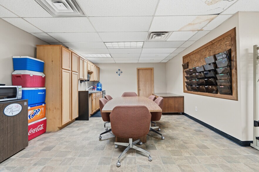 More Photos Of 701 Hiawatha Blvd E, Syracuse Warehouse For Sale