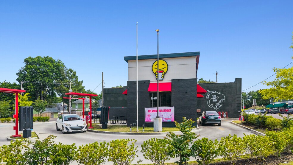 More Photos Of 1698 Poplar Ave, Memphis Fast Food For Sale
