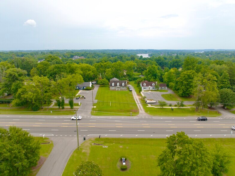 More Photos Of 1189 Nashville Pike, Gallatin Office For Sale