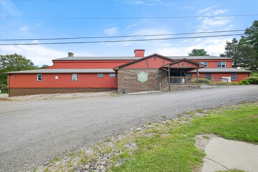 More Photos Of 64 White Dr, Milan Specialty For Sale