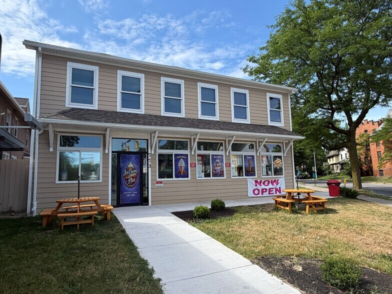 More Photos Of 773 E Main St, Rochester General Retail For Sale